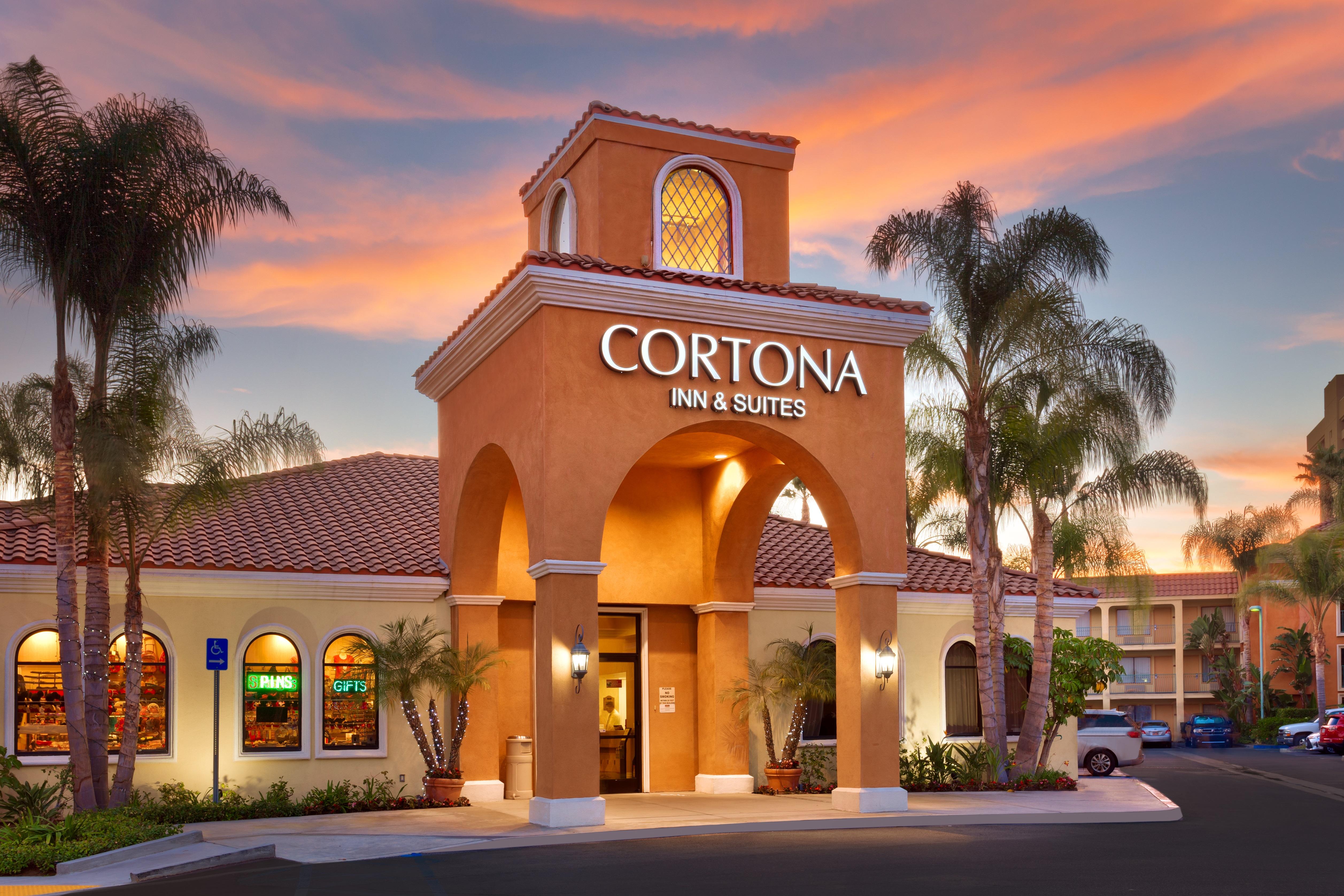 Cortona Inn And Suites Anaheim Resort Ngoại thất bức ảnh