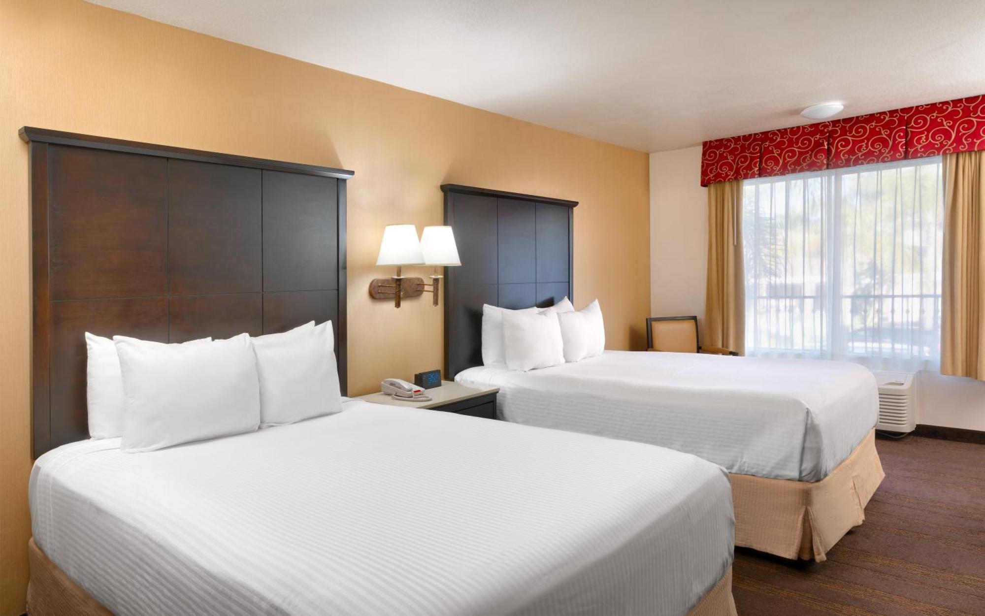 Cortona Inn And Suites Anaheim Resort Ngoại thất bức ảnh