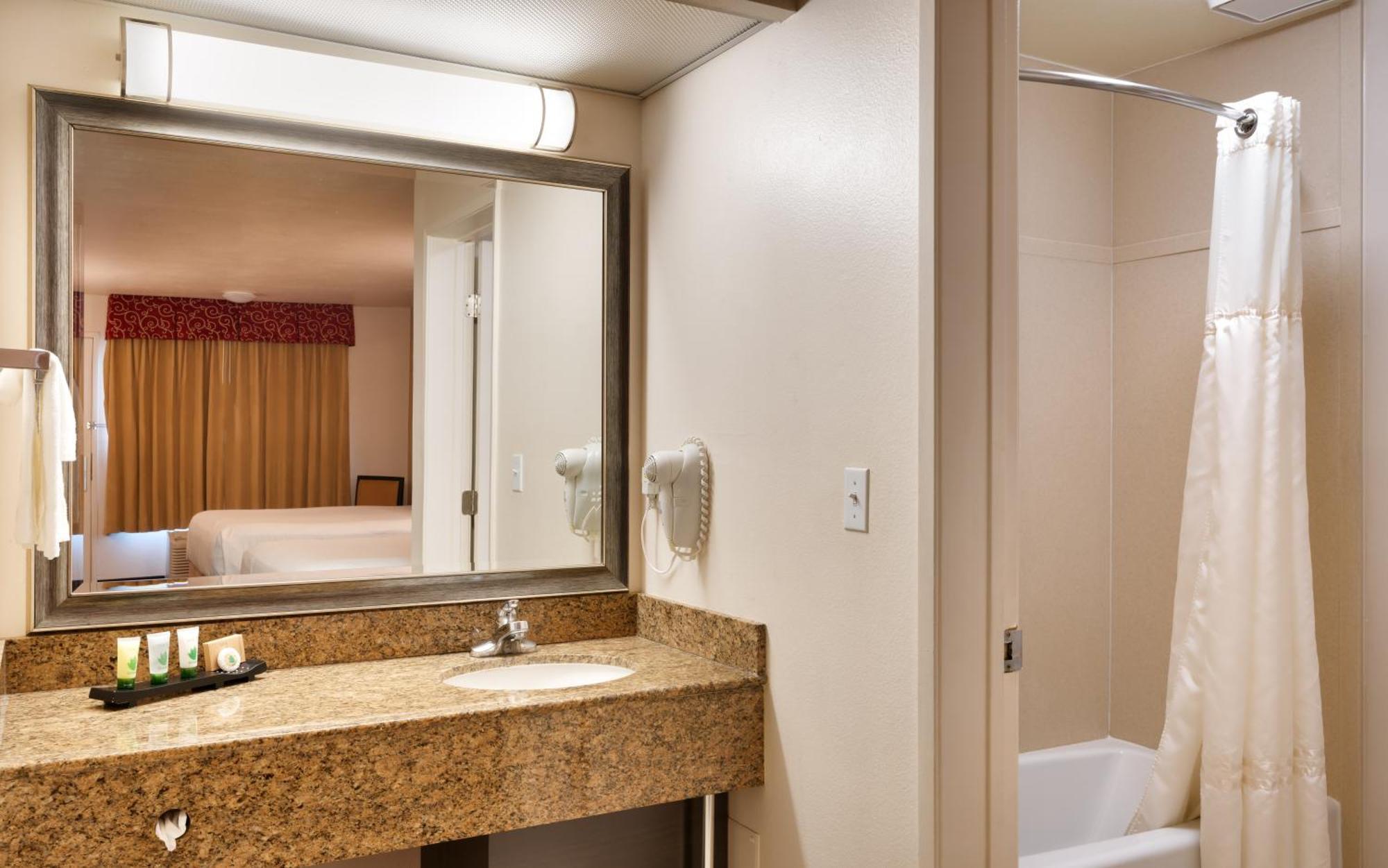 Cortona Inn And Suites Anaheim Resort Ngoại thất bức ảnh