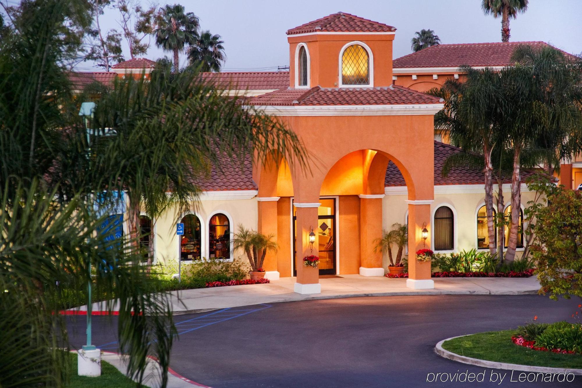 Cortona Inn And Suites Anaheim Resort Ngoại thất bức ảnh