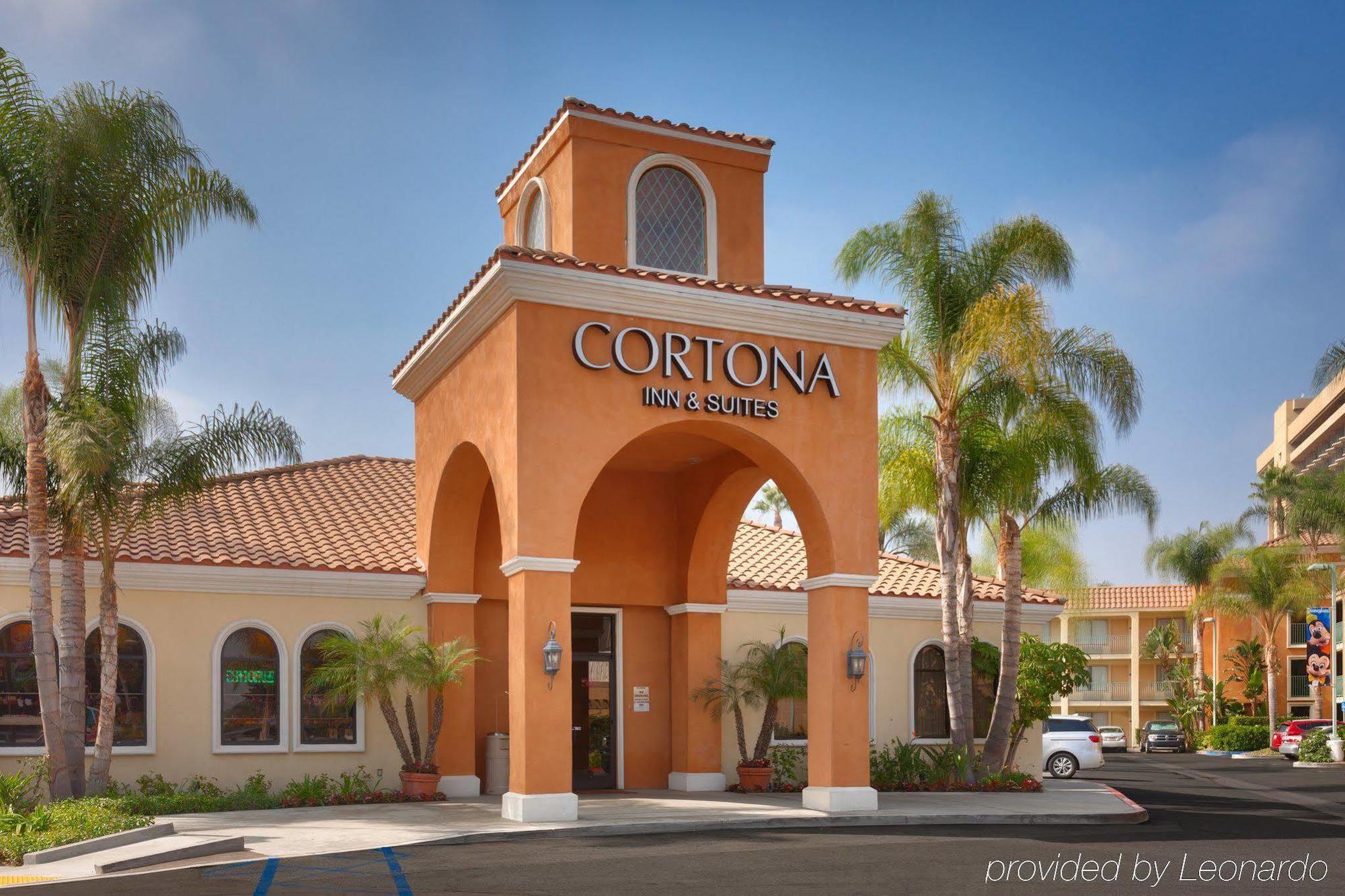 Cortona Inn And Suites Anaheim Resort Ngoại thất bức ảnh