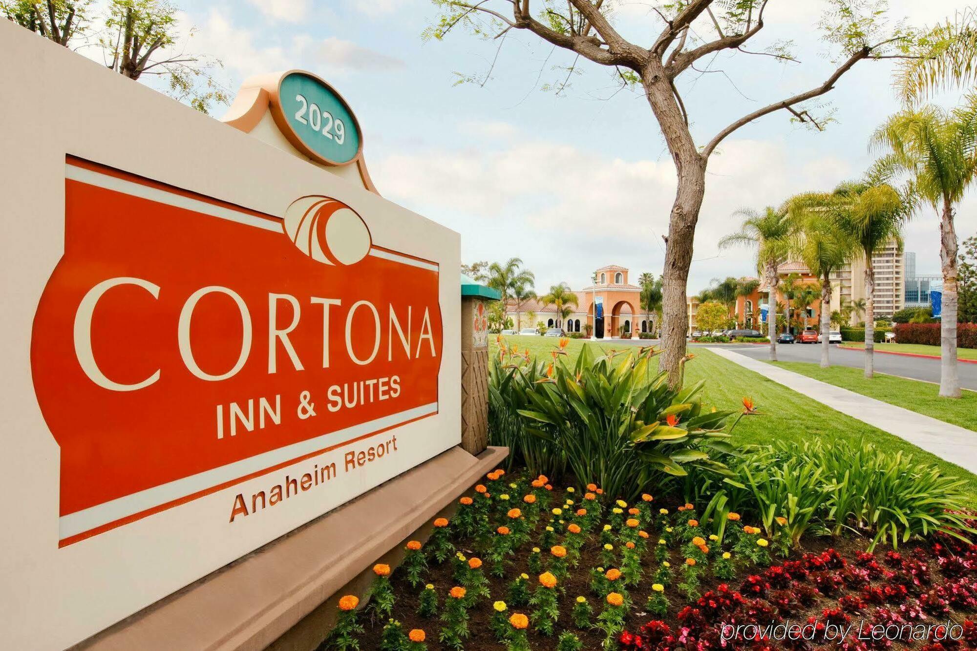 Cortona Inn And Suites Anaheim Resort Ngoại thất bức ảnh